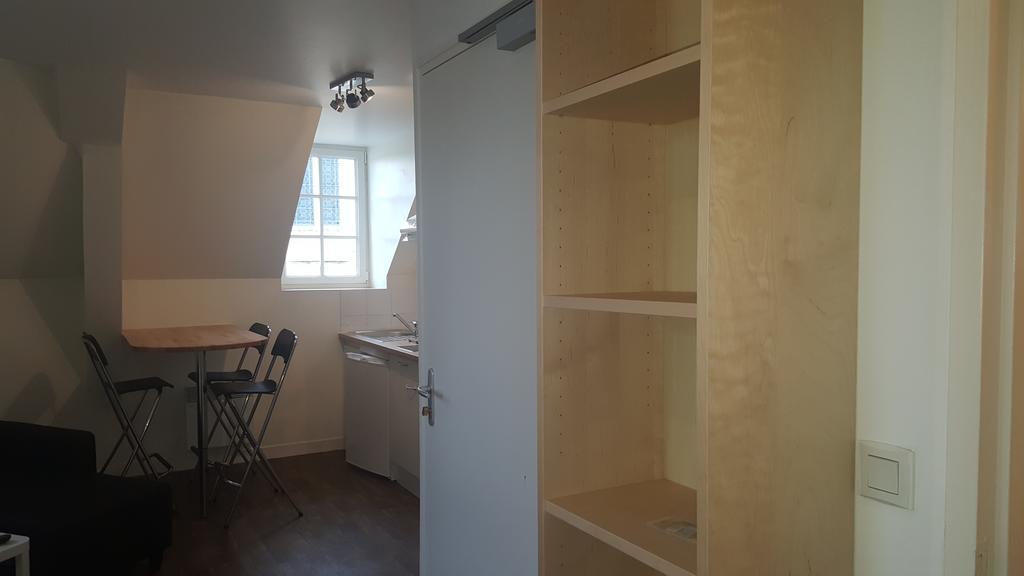 Au Pigeon Blanc Hotel Andouillé Екстериор снимка