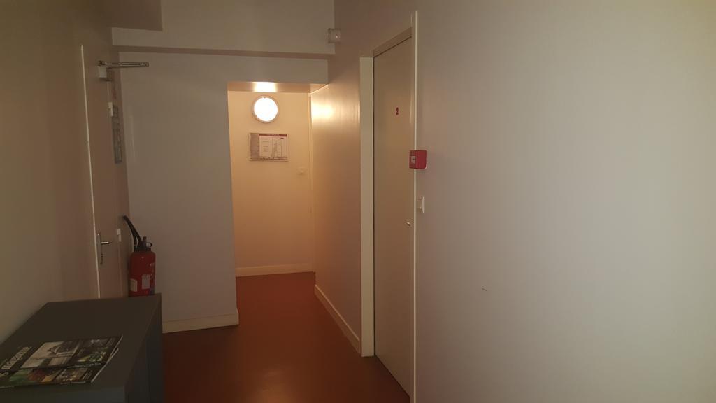 Au Pigeon Blanc Hotel Andouillé Екстериор снимка