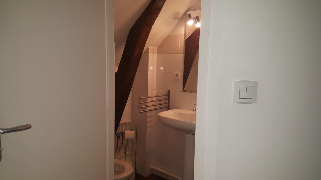 Au Pigeon Blanc Hotel Andouillé Екстериор снимка
