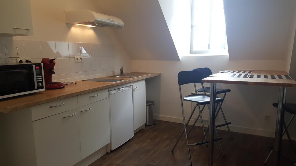 Au Pigeon Blanc Hotel Andouillé Екстериор снимка